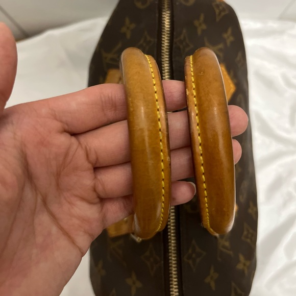 ✨SOLD✨AUTHENTIC LOUIS VUITTON SPEEDY 25✨ - Picture 4 of 14